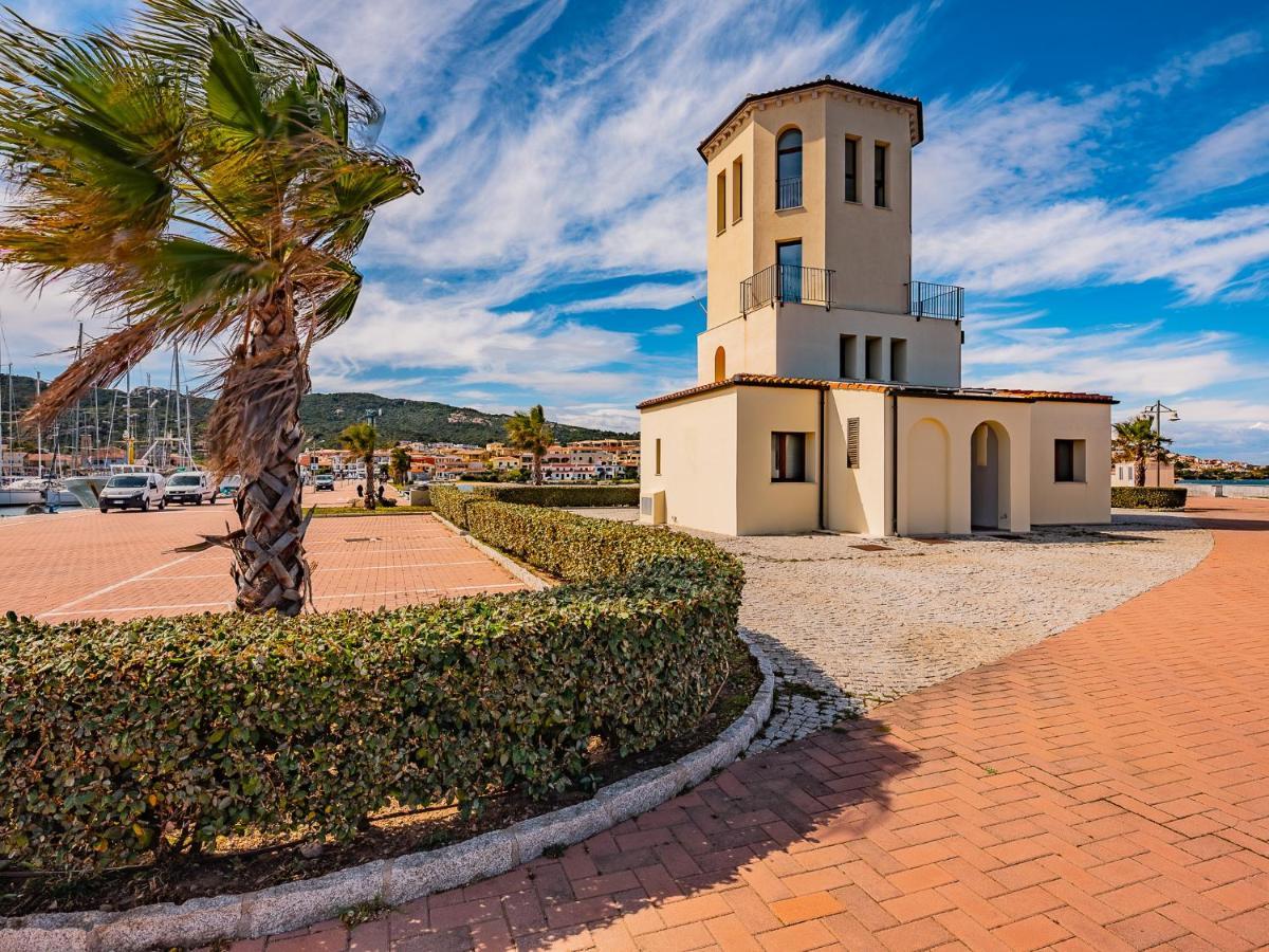 Sardinia Family Villas - Cannigione Beach Apartments ภายนอก รูปภาพ