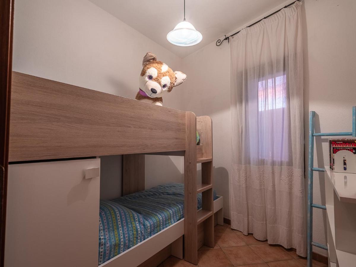 Sardinia Family Villas - Cannigione Beach Apartments ภายนอก รูปภาพ