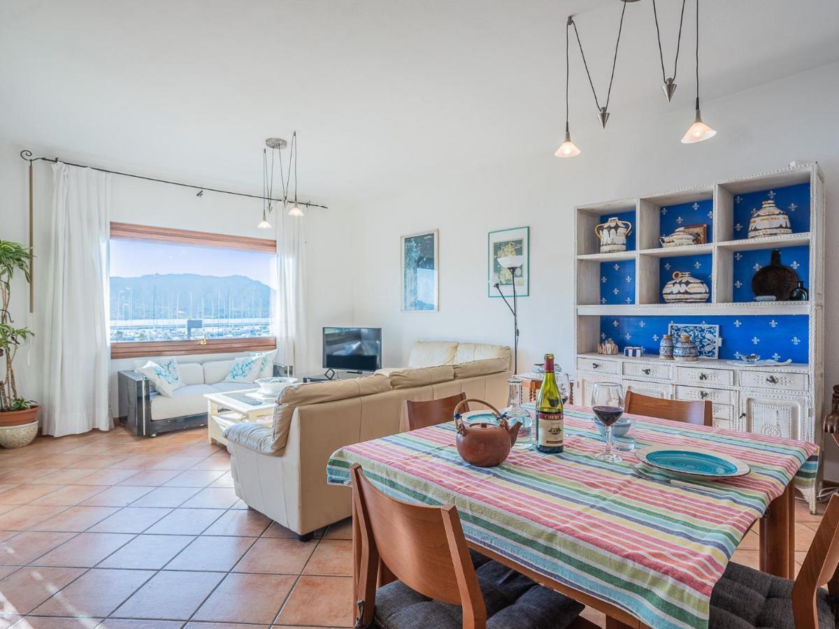 Sardinia Family Villas - Cannigione Beach Apartments ภายนอก รูปภาพ