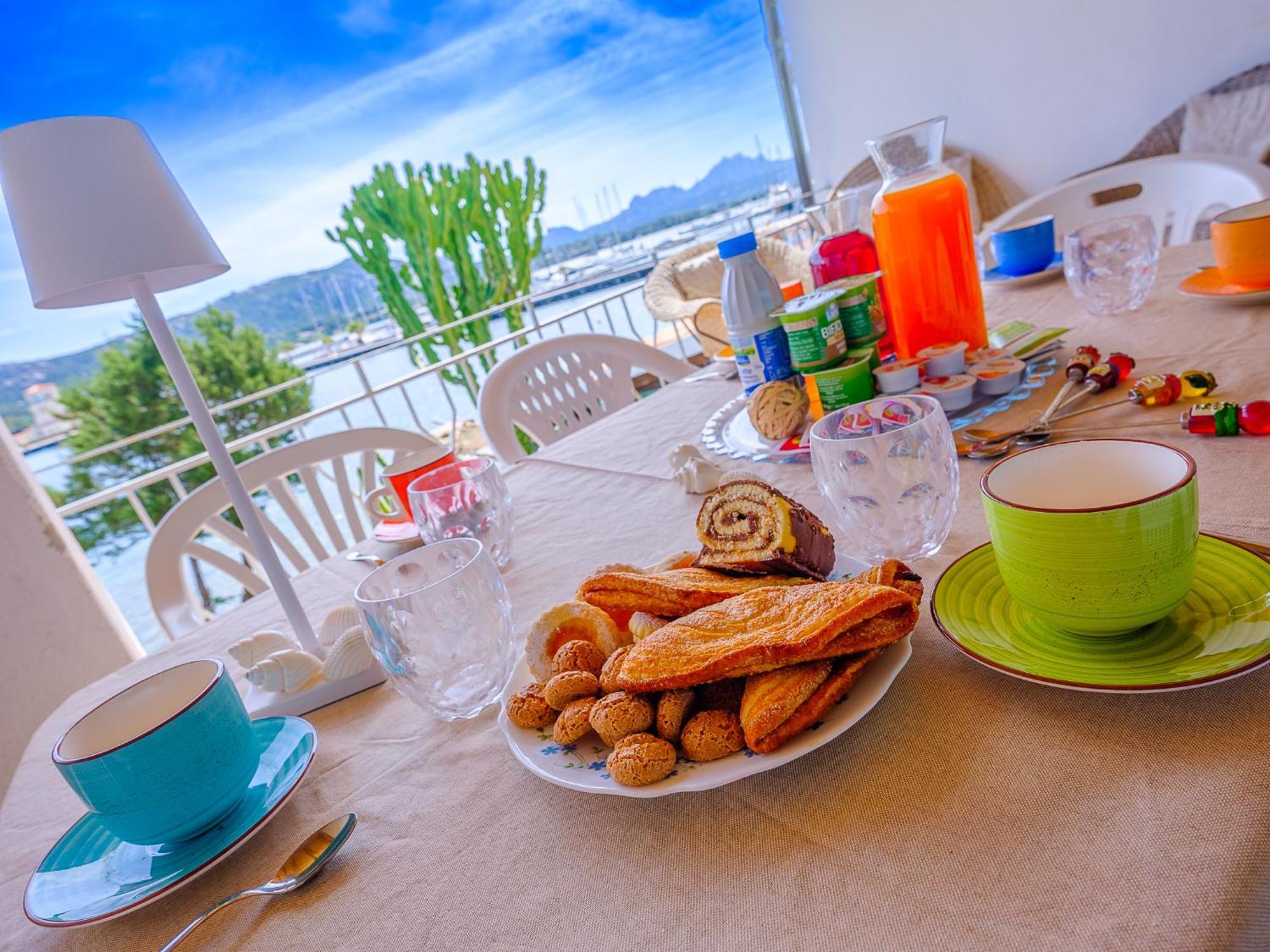 Sardinia Family Villas - Cannigione Beach Apartments ภายนอก รูปภาพ