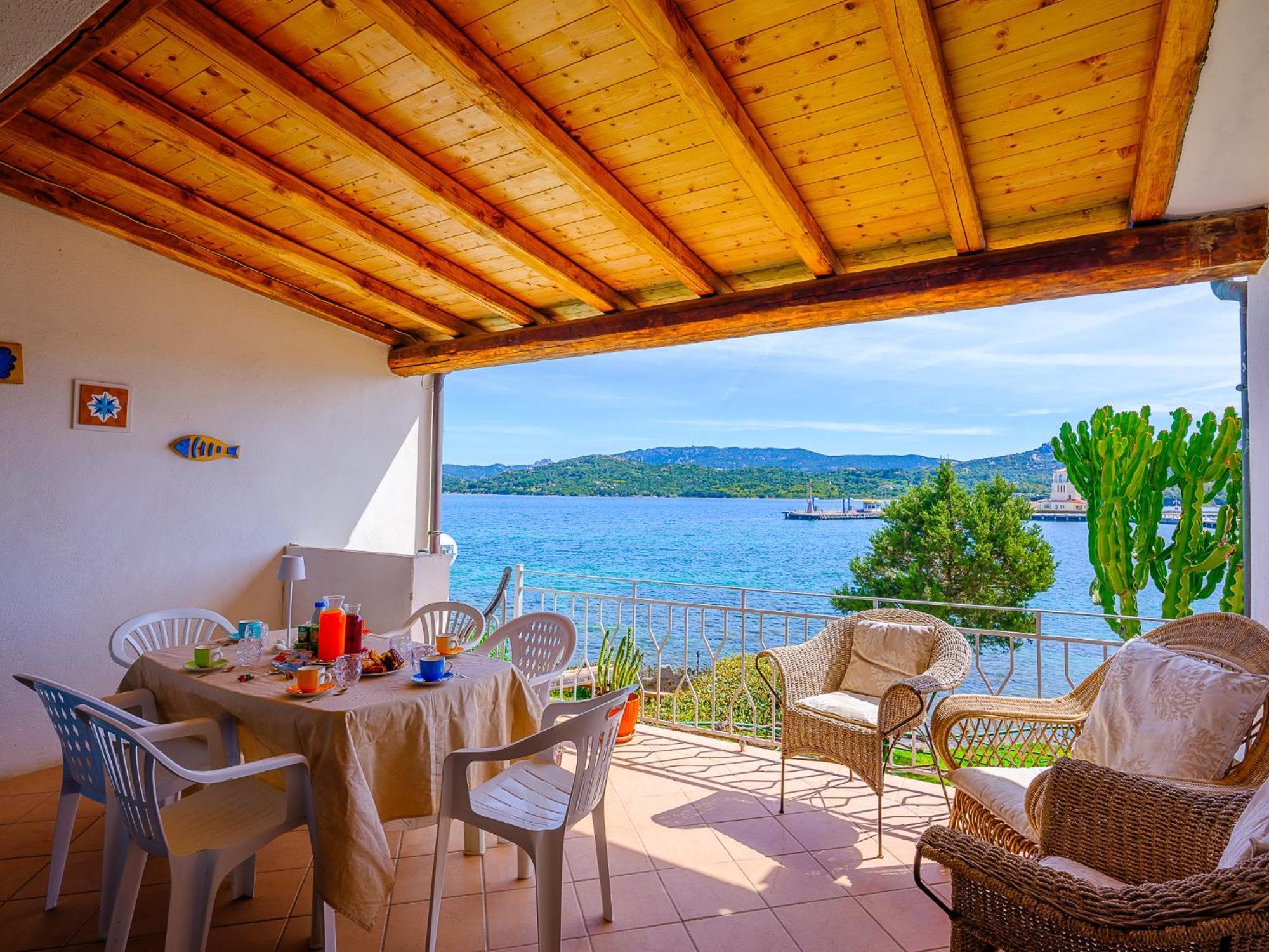 Sardinia Family Villas - Cannigione Beach Apartments ภายนอก รูปภาพ